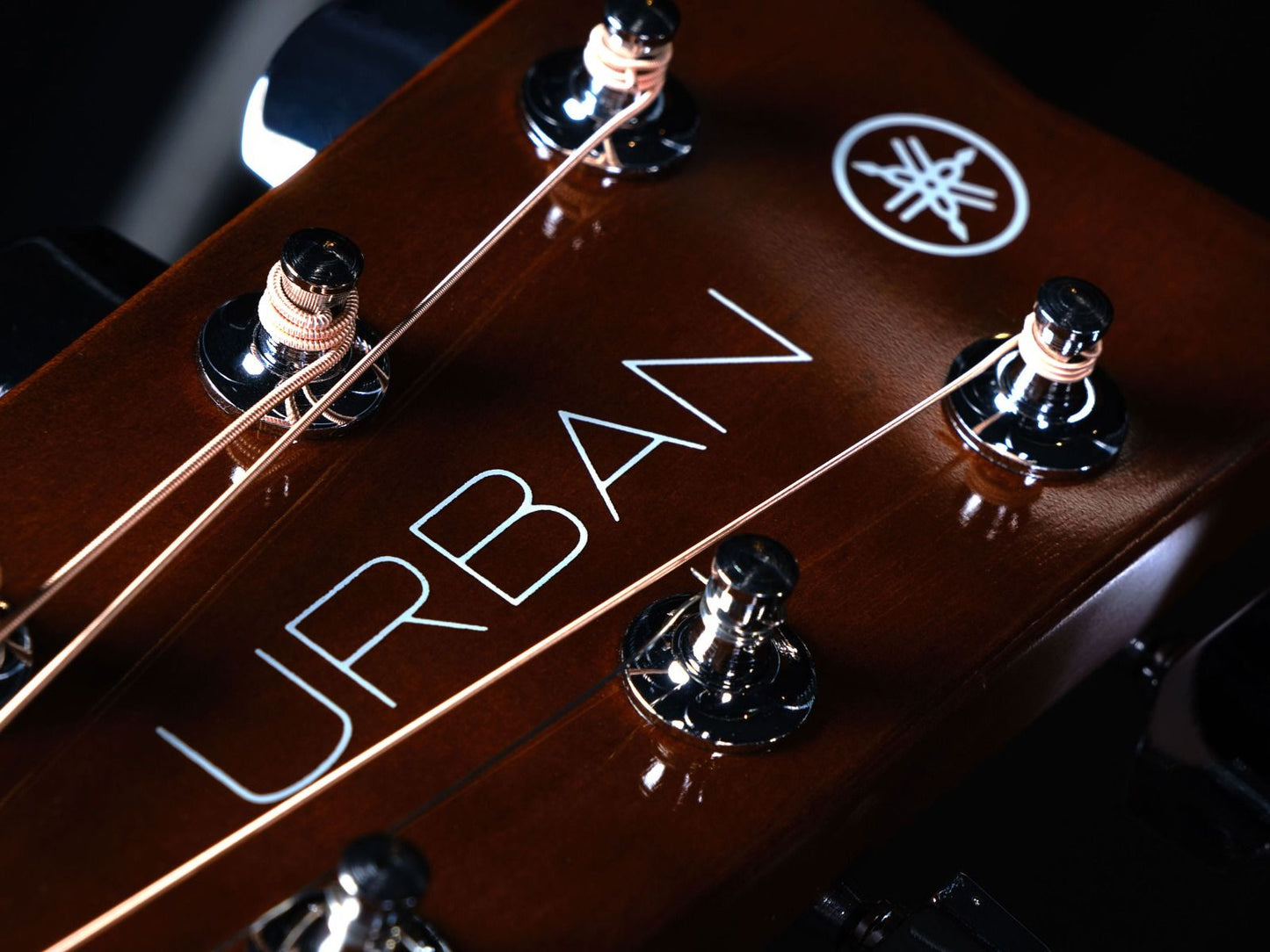 URBAN GUITAR BY YAMAHA KEITH URBAN